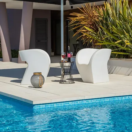 Vila Old Olive I - Heated Pool - By Vivi Rent